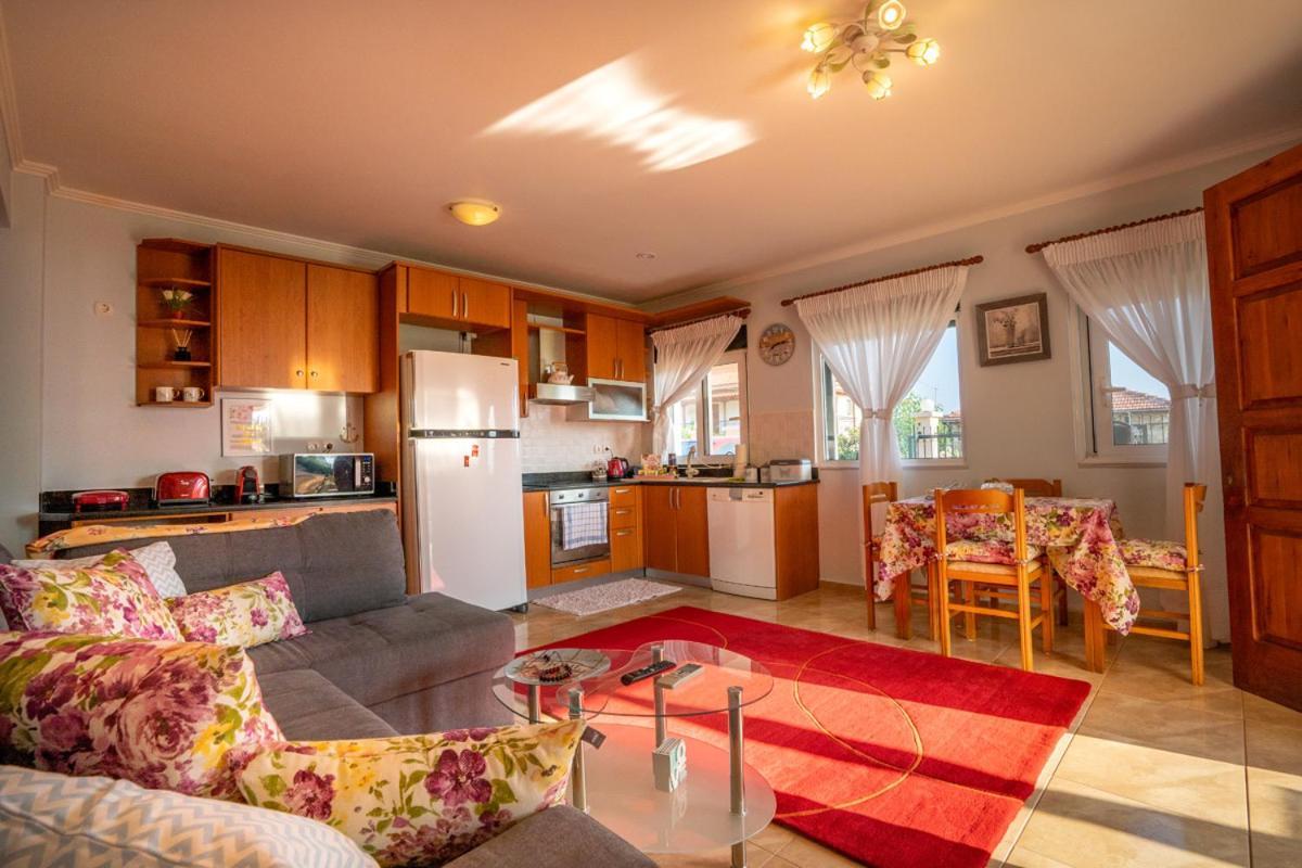Paralia Platanou Seaview House מראה חיצוני תמונה